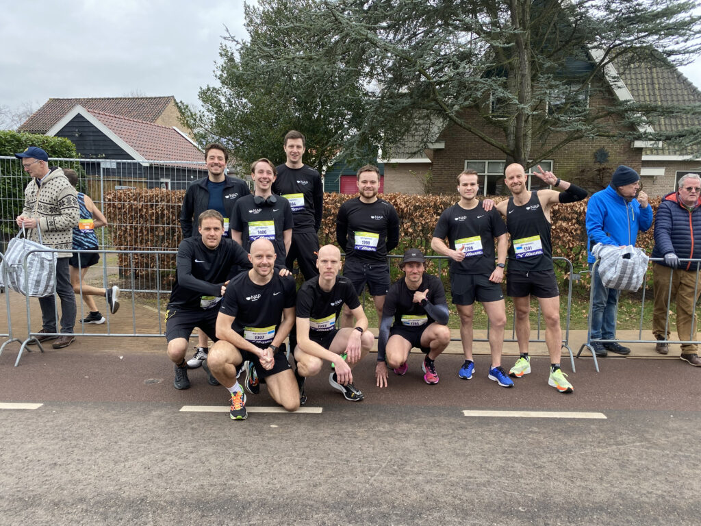 Team NAP eerste bij de Groet uit Schoorl Business run